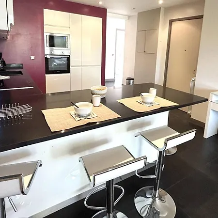 Centre-ville 3 Pieces Avec Climatisation A Cagnes-sur-mer - Fr-1-252a-136 Apartment